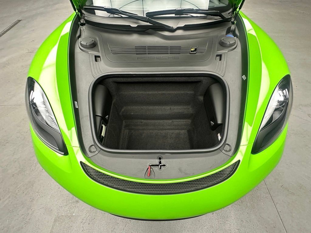 Used 2023 Porsche 718 Cayman GT4 RWD image 35