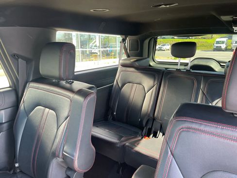 Used 2023 Ford Expedition Max Limited image 9