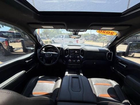 Used 2020 GMC Sierra 2500 AT4 w/ AT4 Premium Package AWD/4WD image 47