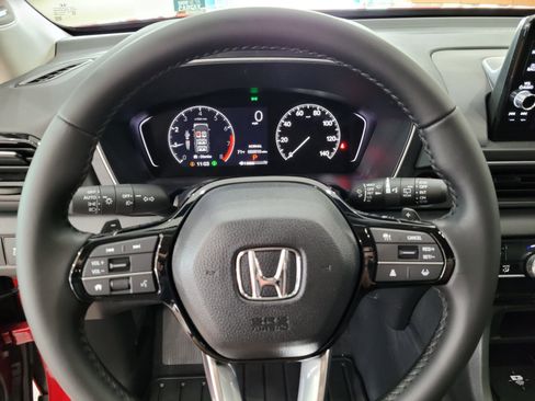 New 2025 Honda Pilot Touring image 10