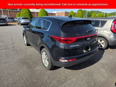 Used 2017 Kia Sportage LX AWD/4WD image 2