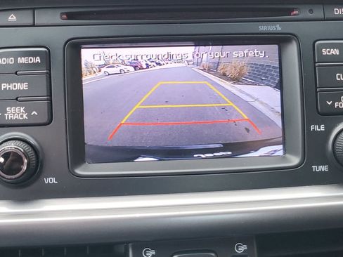 Used 2017 Kia Optima LX image 19