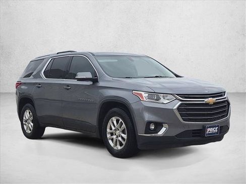 Used 2018 Chevrolet Traverse LT AWD/4WD image 3