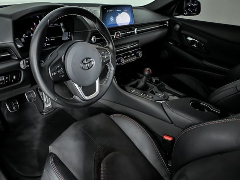 Used 2026 Toyota Supra w/ Driver Assist Package RWD image 19