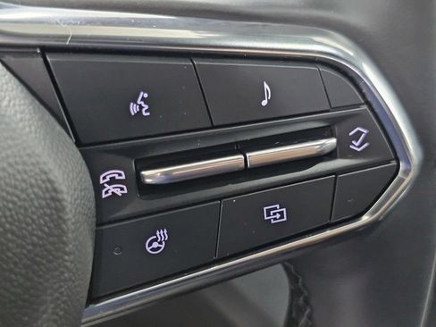 Used 2025 Chevrolet Equinox LT w/ Safety and Technology Package FWD image 30