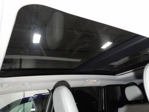 Used 2021 Jeep Renegade Limited w/ Sun & Sound Group image 12