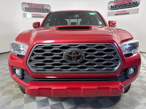 Used 2021 Toyota Tacoma TRD Sport RWD image 5