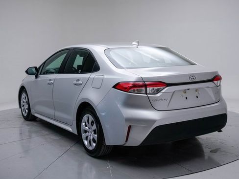 Certified 2024 Toyota Corolla LE image 3