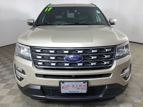 Used 2017 Ford Explorer Limited w/ Equipment Group 301A AWD/4WD image 11