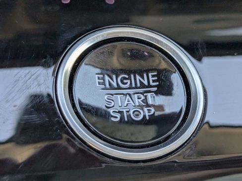 Certified 2025 Lincoln Navigator Reserve image 34