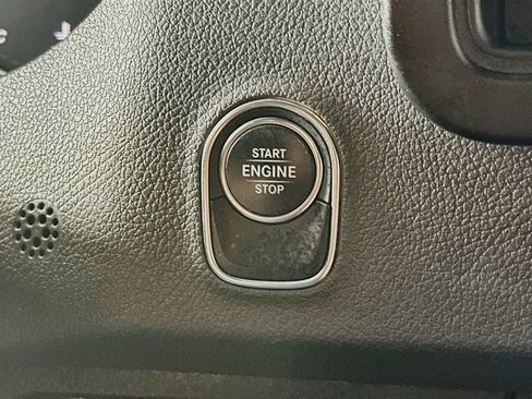 Used 2022 Mercedes-Benz Sprinter 1500 image 26