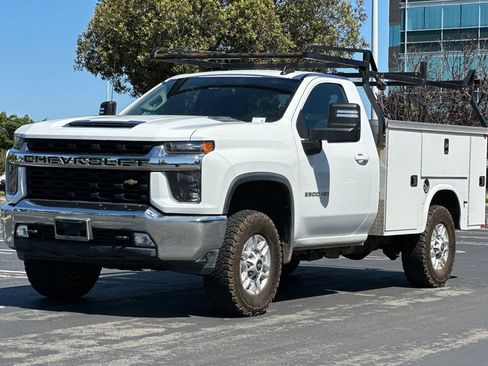 Used 2020 Chevrolet Silverado 2500 LT w/ Convenience Package AWD/4WD image 8