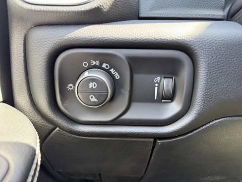 New 2026 RAM 3500 Big Horn AWD/4WD image 26