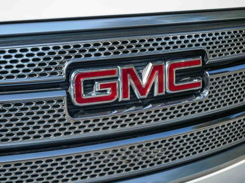 Used 2016 GMC Acadia Denali AWD/4WD image 9