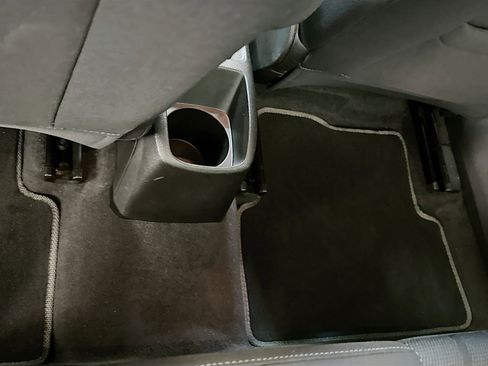 Used 2018 Chevrolet Sonic LT image 28