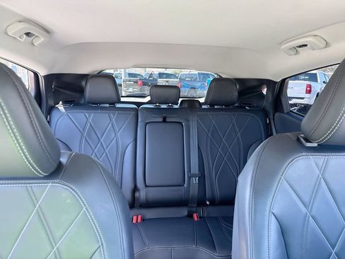 Used 2022 Ford Mustang Mach-E Select image 24