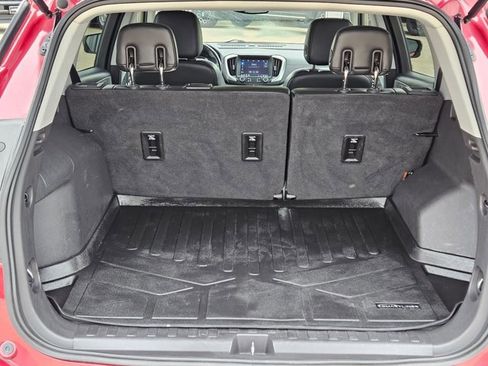 Used 2019 GMC Terrain SLT image 6