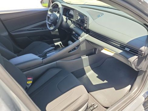 New 2026 Hyundai Elantra Sport FWD image 20