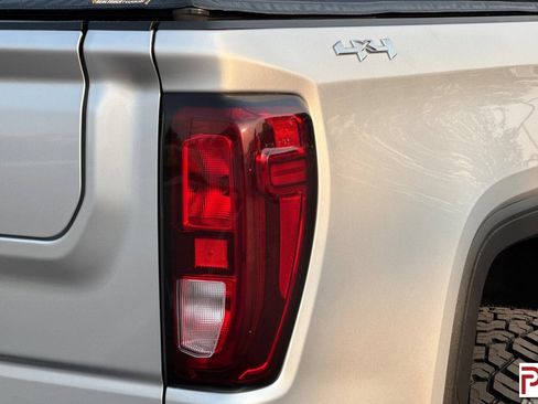 Used 2021 GMC Sierra 1500 Elevation AWD/4WD image 32