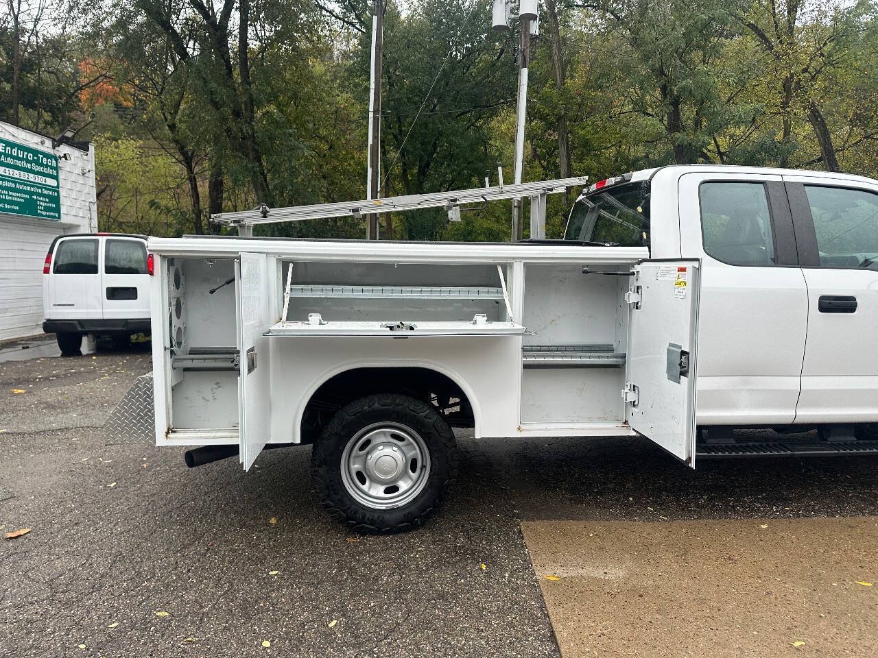 Used 2019 Ford F250 XL AWD/4WD image 6