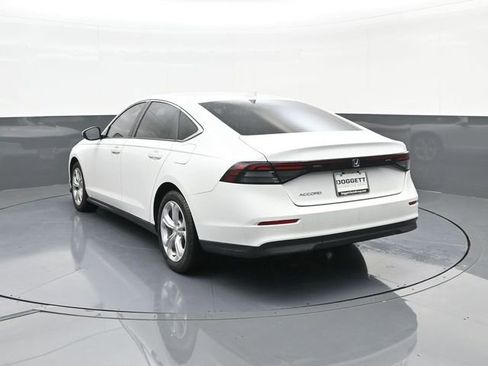 Used 2025 Honda Accord LX image 8