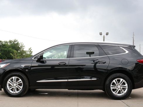 Used 2019 Buick Enclave Essence AWD/4WD image 15