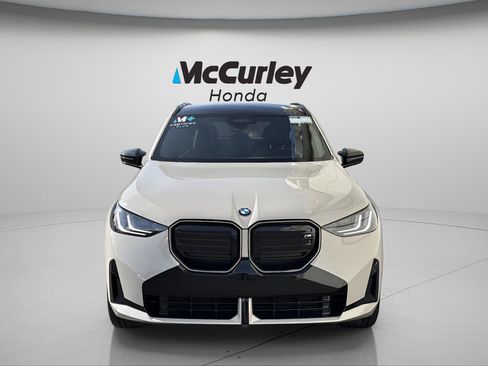 Used 2025 BMW X3 M50 w/ Premium Package image 9