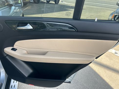 Used 2017 Mercedes-Benz GLS 450 4MATIC image 16