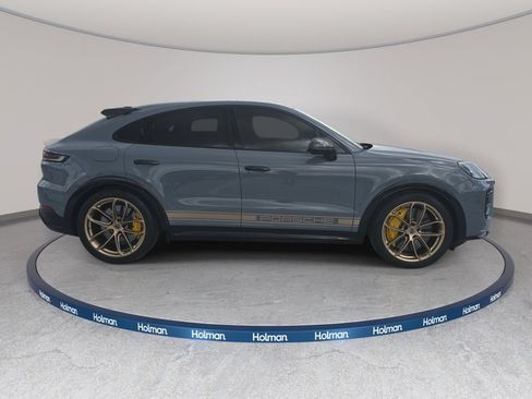 Used 2024 Porsche Cayenne Turbo GT AWD/4WD image 5