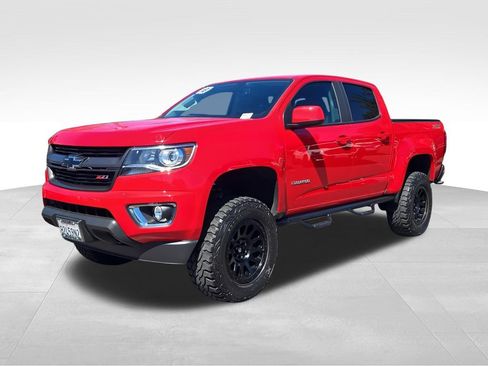 Used 2018 Chevrolet Colorado Z71 AWD/4WD image 1