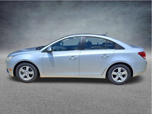 Used 2014 Chevrolet Cruze LT FWD image 13