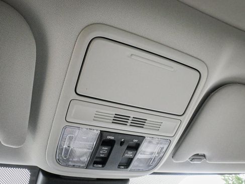 New 2026 Honda Odyssey EX-L image 25