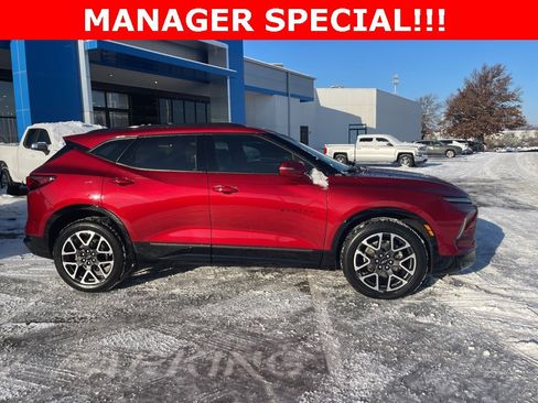 Certified 2024 Chevrolet Blazer RS w/ Driver Confidence II Package image 2