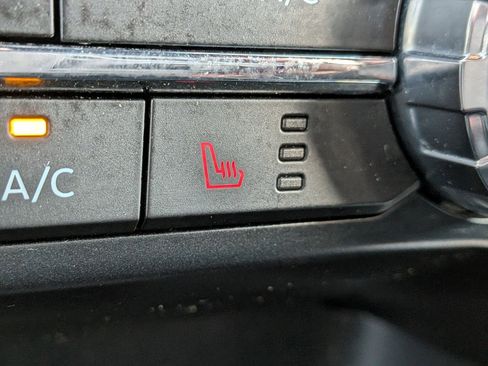 Certified 2023 Ford F150 XLT w/ Equipment Group 302A High image 27