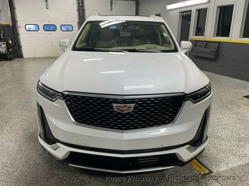 Used 2024 Cadillac XT6 Premium Luxury w/ Platinum Package image 3