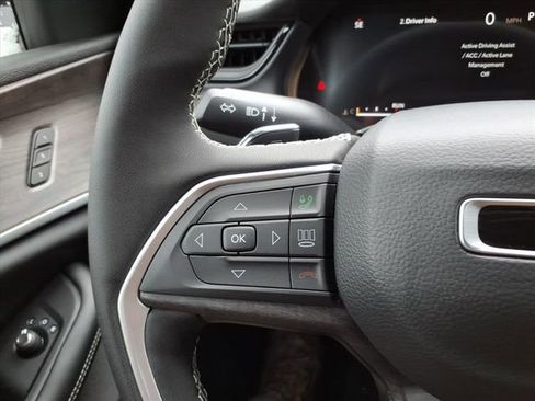 New 2026 Jeep Grand Cherokee Limited w/ Limited Altitude Package image 19