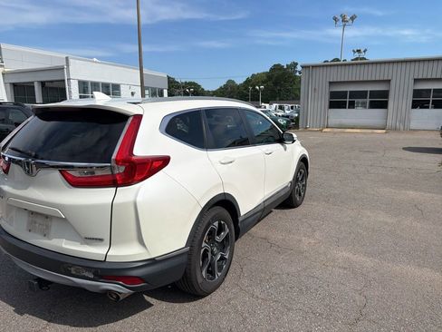 Used 2017 Honda CR-V Touring image 6