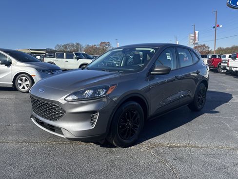 Certified 2022 Ford Escape S image 2