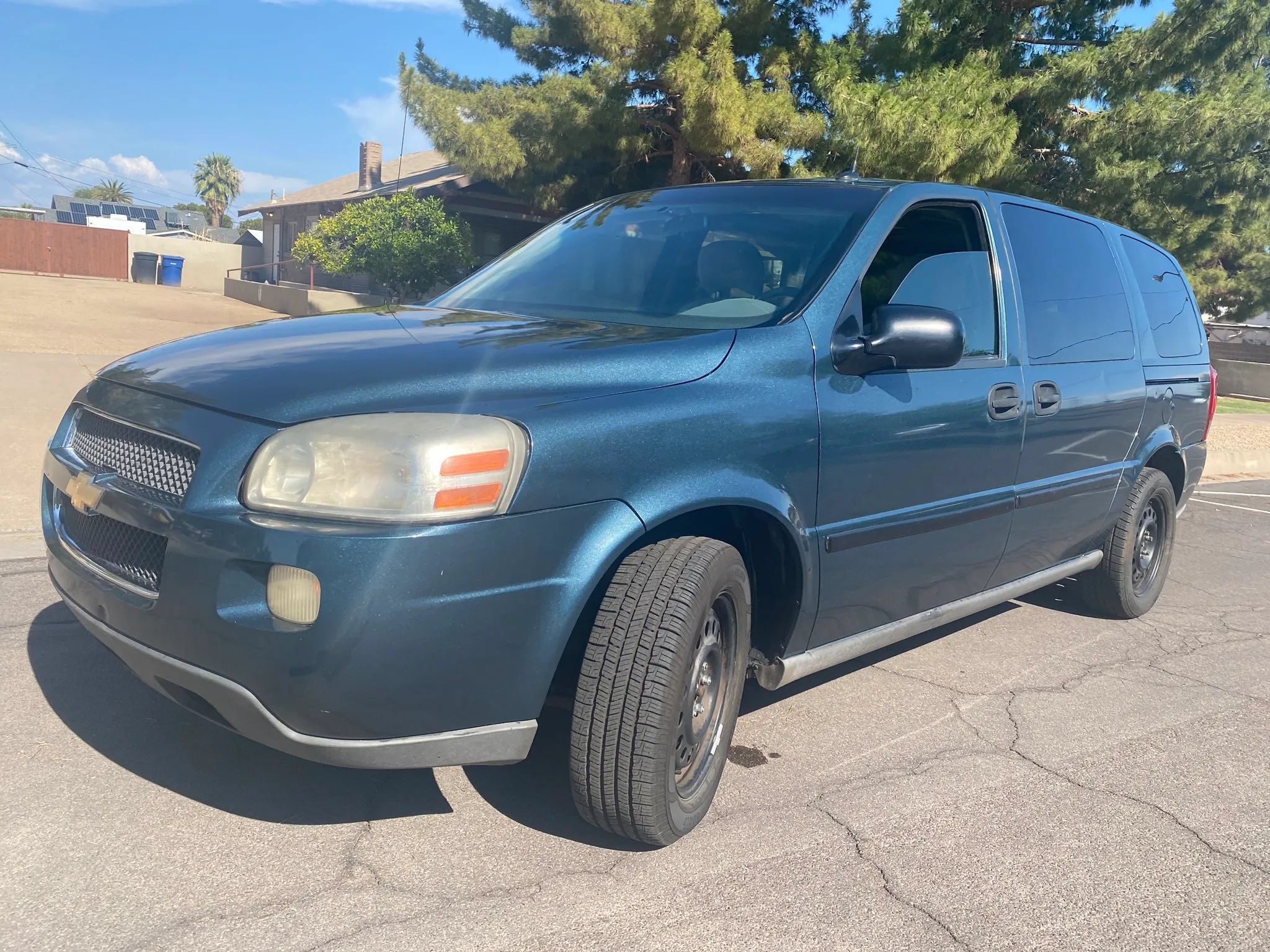 Used 2005 Chevrolet Uplander w/ Climate Package FWD image 13