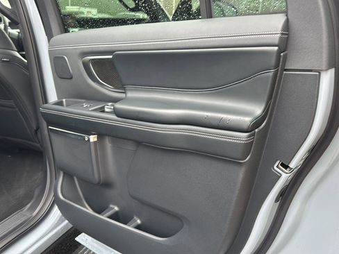 New 2025 Ford Expedition Max Platinum w/ Stealth Performance Package image 19