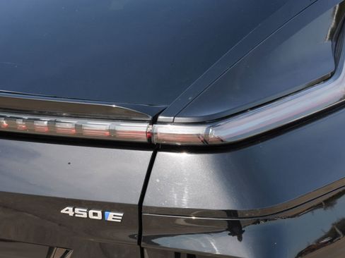 Certified 2024 Cadillac Lyriq Sport image 22