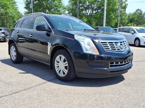 Used 2015 Cadillac SRX Luxury FWD image 3