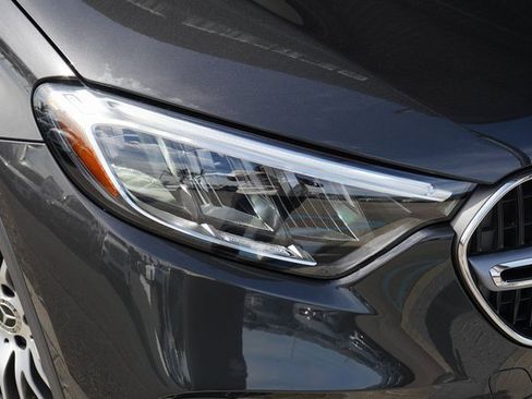 New 2026 Mercedes-Benz GLC 300 image 11