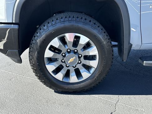 Certified 2024 Chevrolet Silverado 2500 Custom w/ Custom Value Package image 11