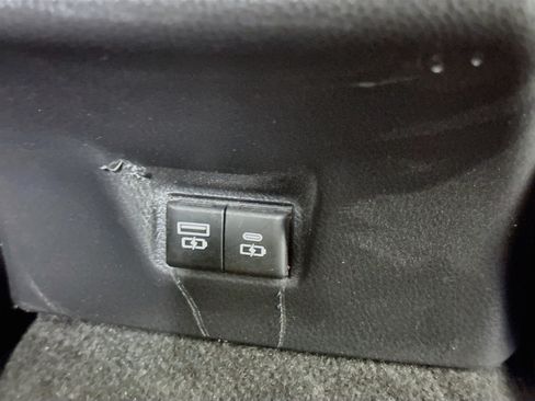 Used 2025 Toyota Camry SE w/ Convenience Package FWD image 42