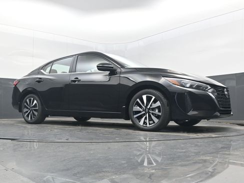 New 2025 Nissan Sentra SV w/ SV Premium Package image 21