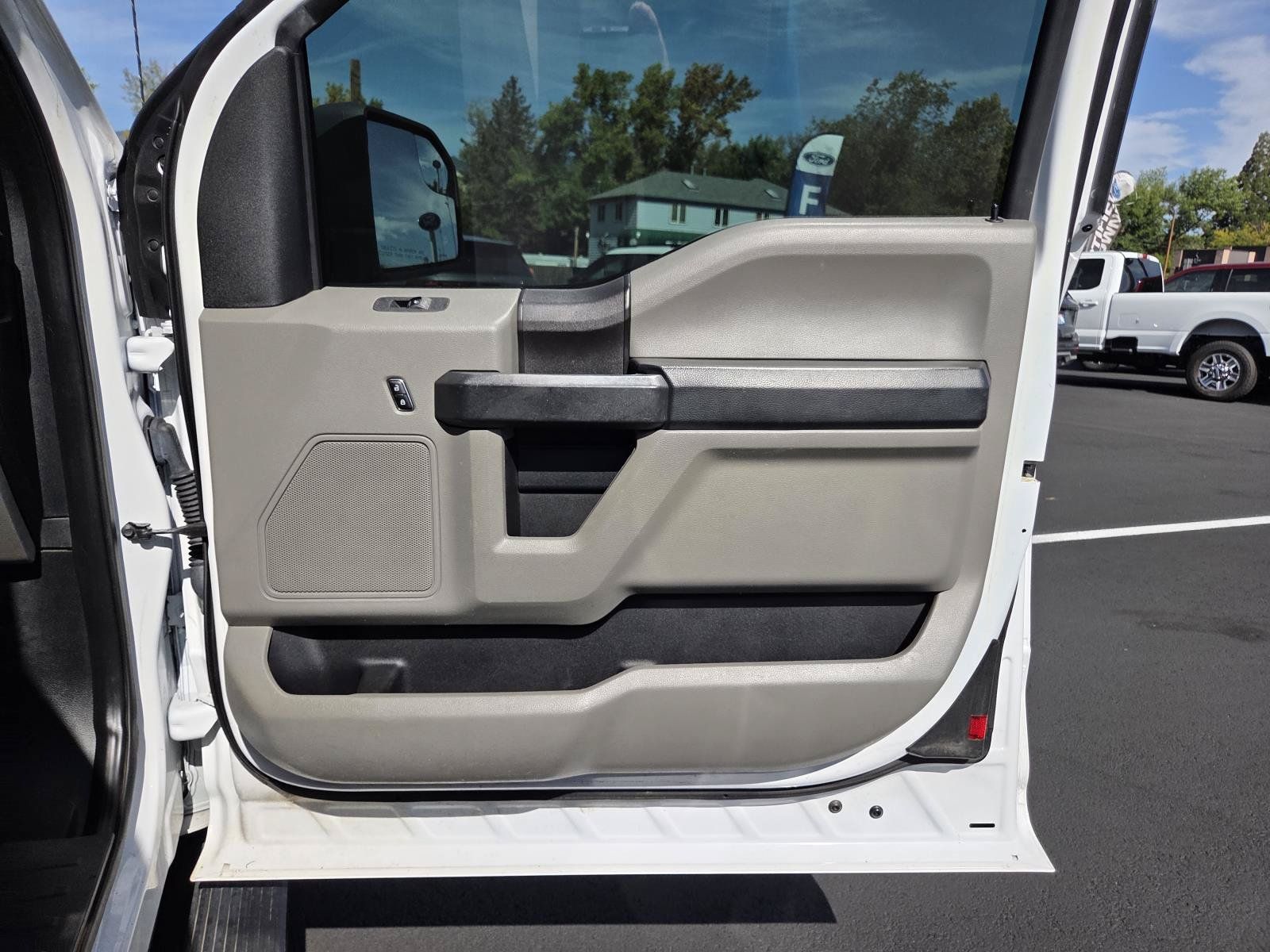 Used 2019 Ford F150 XL w/ Equipment Group 101A Mid AWD/4WD image 21