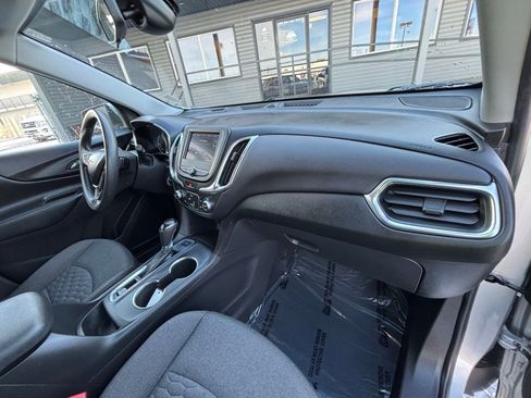 Used 2021 Chevrolet Equinox LT image 21