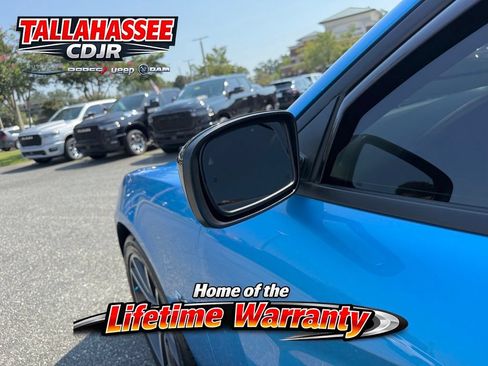 Used 2023 Dodge Charger R/T w/ Plus Group RWD image 10