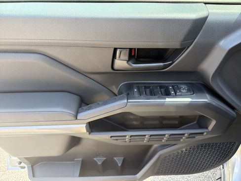 New 2026 Toyota Tacoma SR5 AWD/4WD image 10